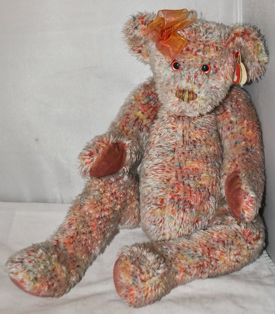 CTToys's tweet photo. Check out this TY Classic RAZZMATAZZ Bear Orange Multi-Colour 16 Inch Tall Plush Soft Toy https://t.co/mS37JK9Pa8 via @eBay_UK
#TYClassic #TYBeanie #Bears https://t.co/G72oYHwd3E