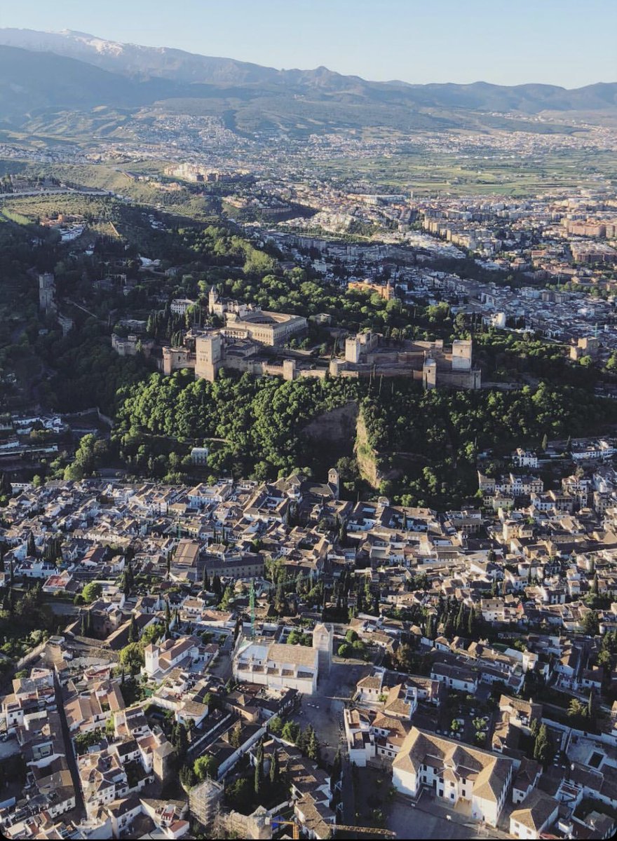 Clickche (@clickche1) on Twitter photo Esta mañana hemos estado de evento con nuestro <a href="/Jesus_Castro_5/">Jesus Castro</a> para <a href="/AguaLanjaron/">Agua Lanjarón</a> 👏🏽👏🏽
Precioso sobrevolar Granada junto a #NoeliaLópez ☀️🌤
#200añosdepureza
➡️ Si quieres más info sobre nuestra gestión en publi 📧 publicidad@clickche.es Esta mañana hemos estado de evento con nuestro <a href="/Jesus_Castro_5/">Jesus Castro</a> para <a href="/AguaLanjaron/">Agua Lanjarón</a> 👏🏽👏🏽
Precioso sobrevolar Granada junto a #NoeliaLópez ☀️🌤
#200añosdepureza
➡️ Si quieres más info sobre nuestra gestión en publi 📧 publicidad@clickche.es