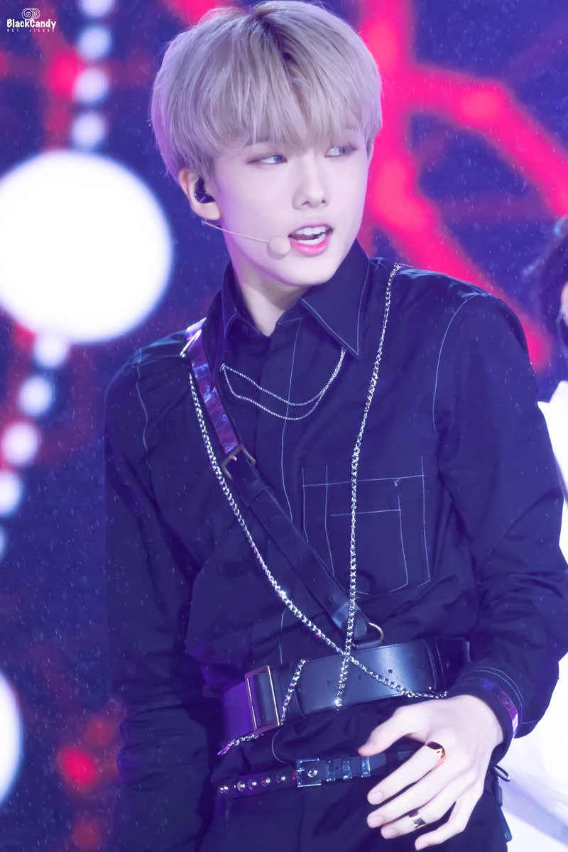 BlackCandy0205's tweet image. 180512 Dream concert 
All black  #지성  #JISUNG #박지성 #NCT