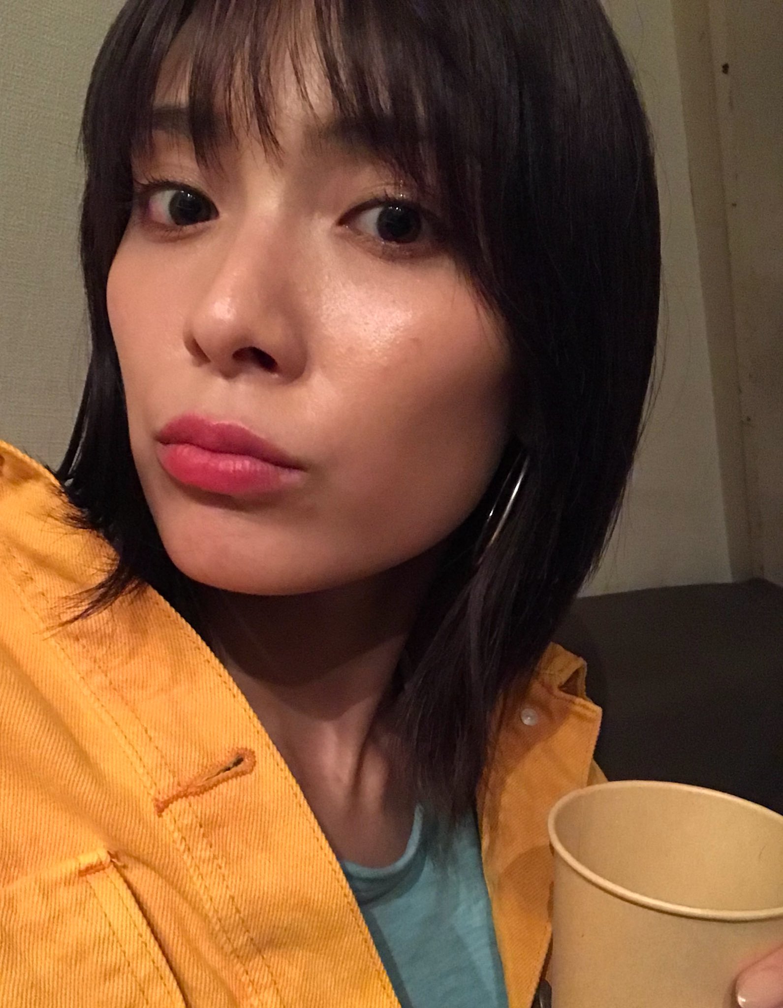 Sayaka Akimoto 前髪で 目力強くなった 笑 T Co Hw39sulh0t Twitter