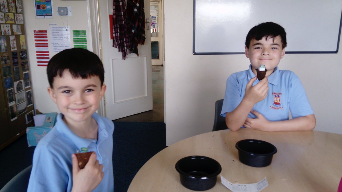 GreenFlag_5's tweet photo. We planted our Lidl Goodness Gang seeds today. It was very exciting to see the compost tablet expand when we added water! Let's hope our Lemon Balm and Thyme get some sunshine on our windowsill today! #greenschools #msoconnellsclass #giy #biggrow https://t.co/lL5fUzdOYi