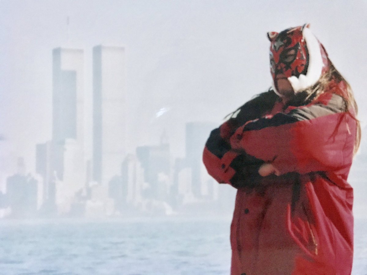 JUNGLEWARRIOR44's tweet photo. #ไบๅบฆใจๆฎใใชใๅ็ใ่ฒผใ
#TigerHeart
#before911
#about20yearsago https://t.co/v5uVKXyOz9