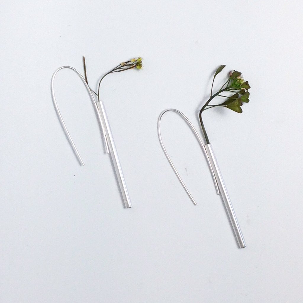 EKerrPatton's tweet photo. #MentalHealthAwarenessweek2018 I'm injured and can't run, I depend  on exercise to maintain my metal health so I'm trying other types of #selfcare and surrounding myself with #nature #vaseearrings https://t.co/kKhWzRpfcG