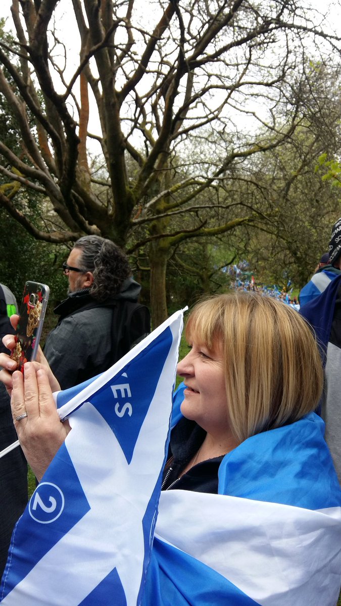 MarkRob19251445's tweet photo. Ma mrs on da AUOB March her 1st but not her last . https://t.co/dc5XLBtduf