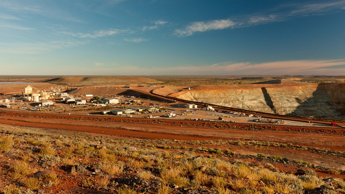 im_mining's tweet image. St Barbara Ltd has selected Swift and Telstra to upgrade its digital and connectivity services at its 329-man camp in Leonora bit.ly/2wHgw1n @Telstra #swiftnetworks #internet #remoteservices #leonora @StBarbaraLtd #futureofmining