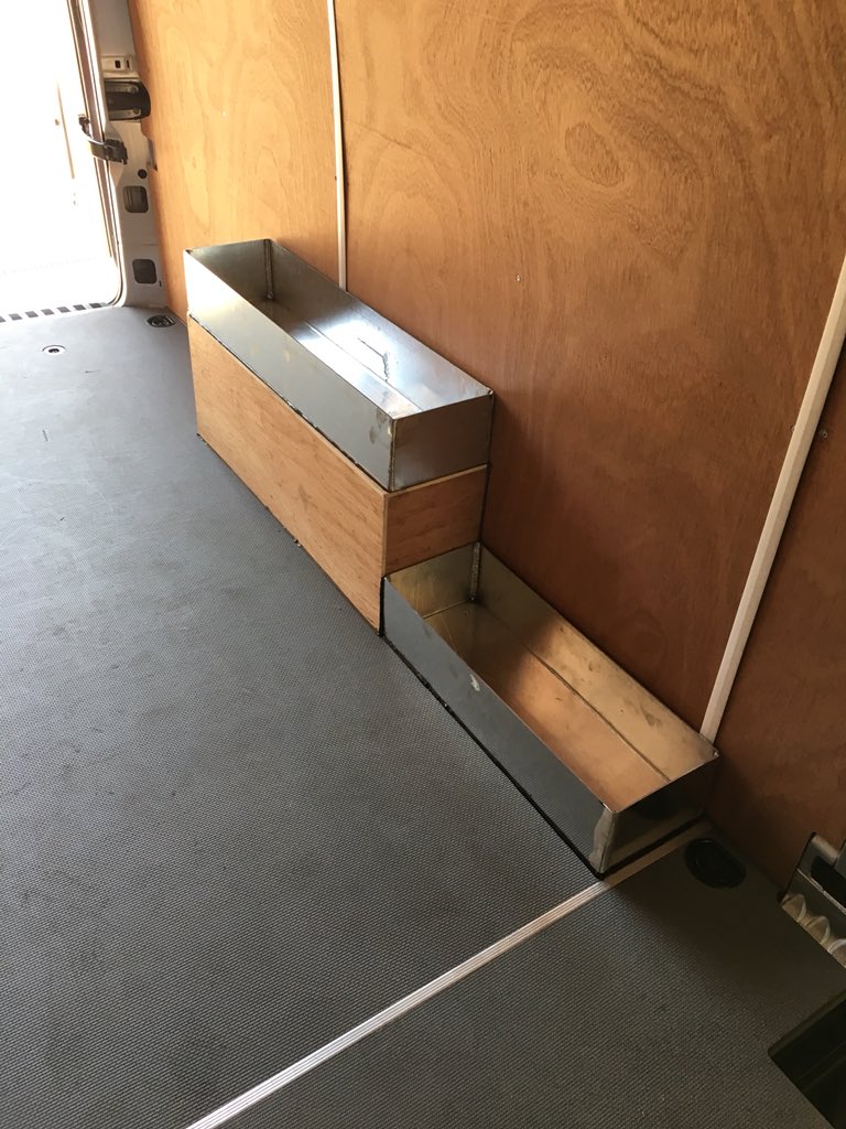 SAWCOLTD1's tweet photo. Custom made light weight aluminum work bench and tool storage made and fitted to this Sprinter van for @tyretracks_ltd along with LED work lights and cab control switches #aluminium #welding #bench #tools #mercedes #sprinter #custom #kit #SAWLTD https://t.co/qkTTz9xepM