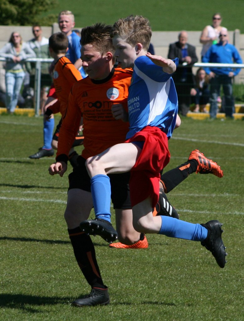 Poulton Town and @KirkhamJuniors Reds U13s in the Hogan Cup Finals