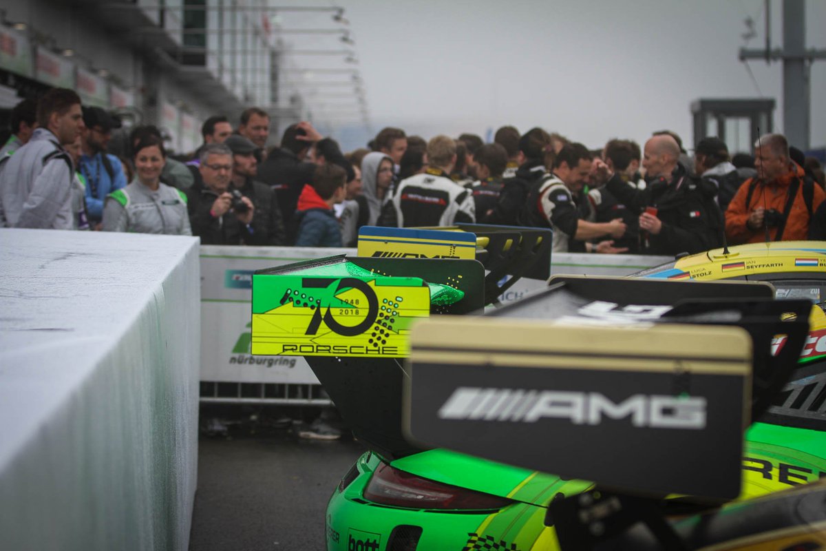 GTendurance_'s tweet photo. #24hnbr Review https://t.co/wfnWY04ldX
#Gratulation an
🥇@RichardLietz @PatrickPilet #FredMakowiecki @NickTandyR
🥈@AdamChristo @MaroEngel @muellerdirk #ManuelMetzer
🥉@YELMERcom @janseyffarth @StolzLuca #ThomasJäger
🏅 @NickiThiim @DarrenTurner007 @Marco_sorensen @Maxrtin1992 https://t.co/gBLYR0W6XP