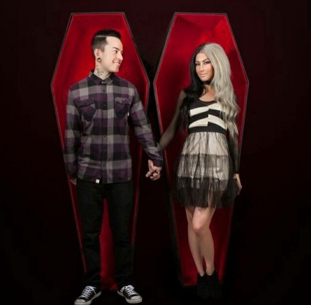 // LOOK HOW CUTE THEY ARE ABDKAUFHSKSF //