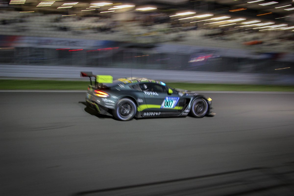 GTendurance_'s tweet photo. #24hnbr Review https://t.co/wfnWY04ldX
#Gratulation an
🥇@RichardLietz @PatrickPilet #FredMakowiecki @NickTandyR
🥈@AdamChristo @MaroEngel @muellerdirk #ManuelMetzer
🥉@YELMERcom @janseyffarth @StolzLuca #ThomasJäger
🏅 @NickiThiim @DarrenTurner007 @Marco_sorensen @Maxrtin1992 https://t.co/gBLYR0W6XP
