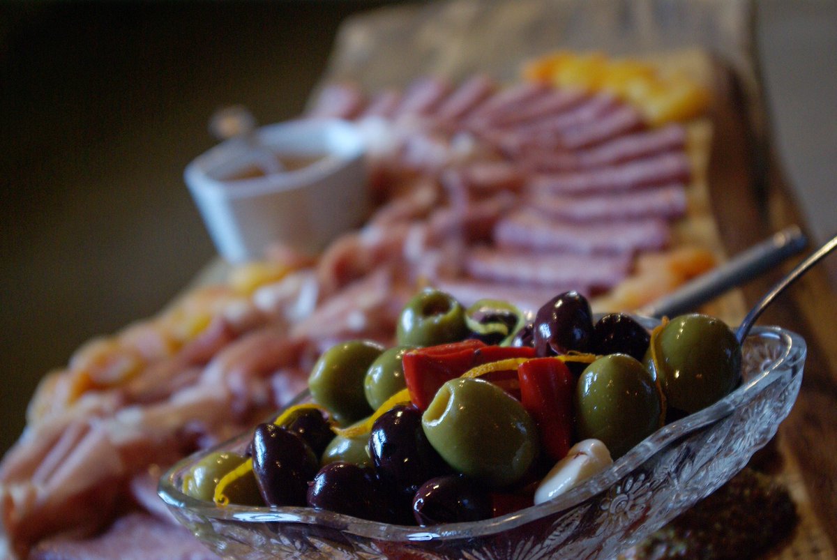 We can ensure the perfect menu for any occasion.