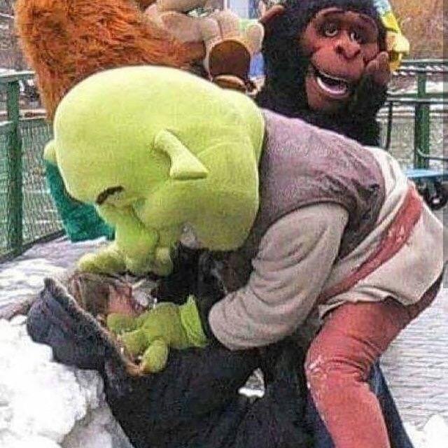 ShakeableGiraffe tweet media