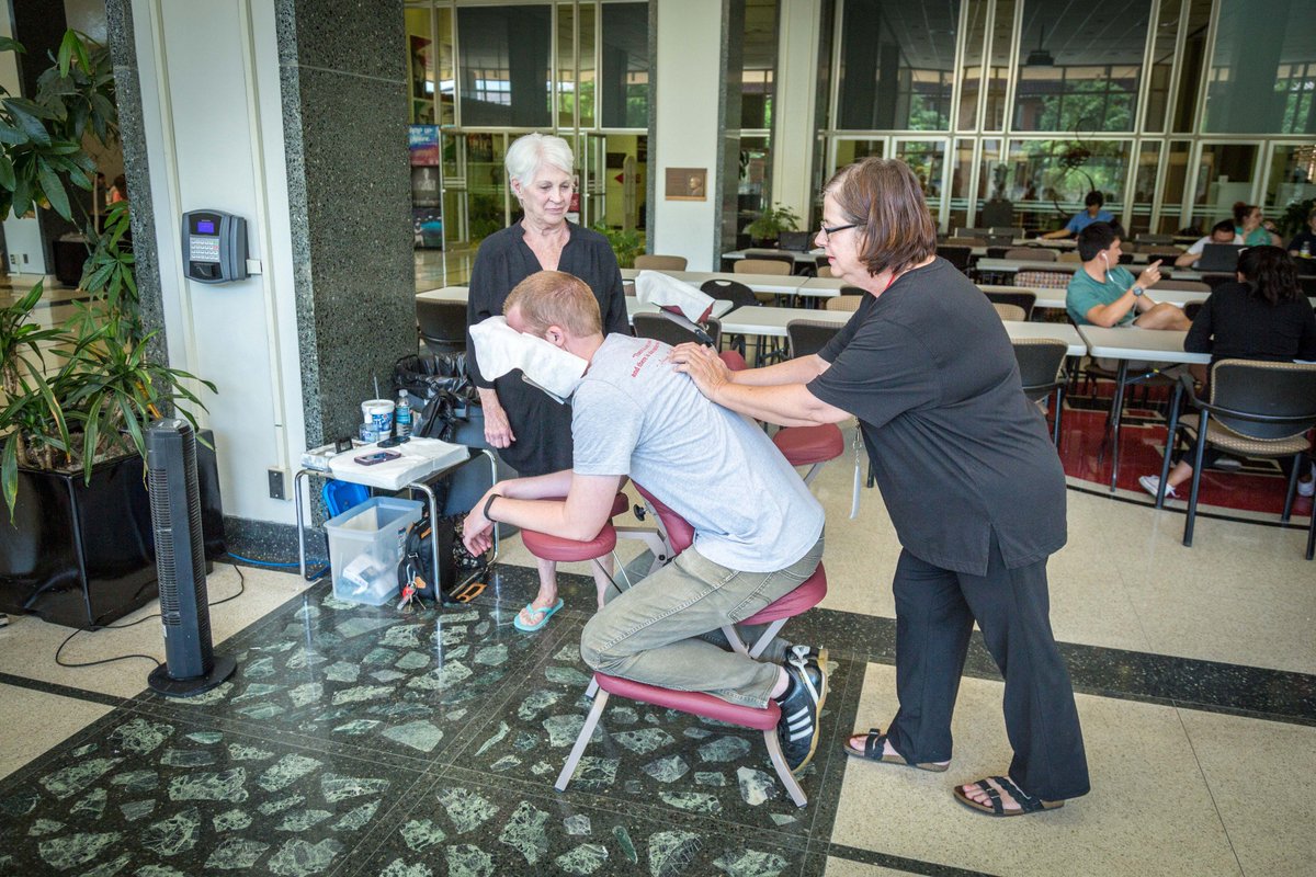 TexasTechLib's tweet photo. We would like to thank the #SouthPlainsObedienceTrainingClub and the #FitWellTherapists from @tturecsports for their help in our #DogDaysOfFinals and #NotAboutKnots destressing activities. #ThankYou #GoLibrary https://t.co/FR0s9Cq150