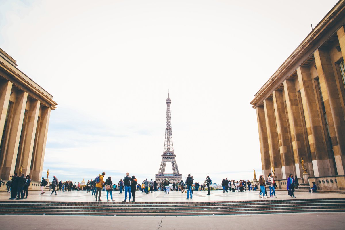 CousinsFrench's tweet photo. 🇫🇷 Dans 10 ans, plus de 3 millions d’emplois seront liés au tourisme ! Un secteur en pleine expansion ! - https://t.co/C8iSIOM6pb - #Paris #Tourisme #French https://t.co/ngN8gG8QS2