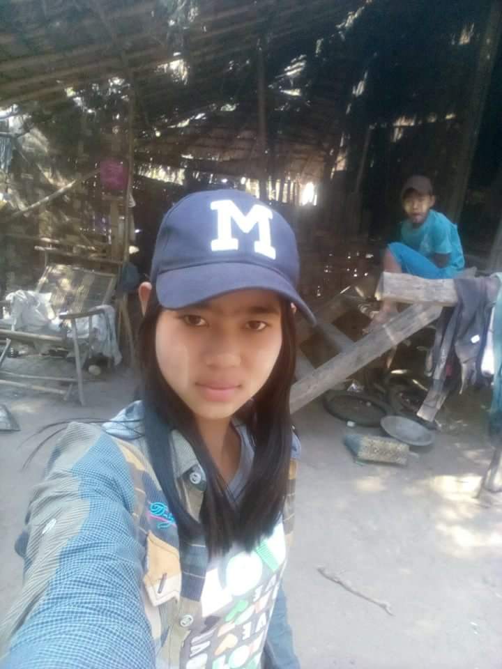 Moe08789441's tweet photo. ဒါ ဟာ ပကတိ အမွန္တရား ကိုယ့္ အိမ္ ကိုယ့္ဘဝ ကိုယ့္ရြာေလးမွာပါ https://t.co/3hEZCSmiXj