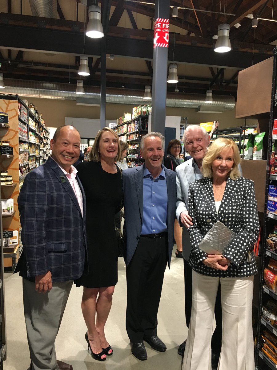 CalGrocers's tweet photo. Congratulations to the Teel Family and @raleys on the opening of Market 5-ONE-5. https://t.co/xYJTtAGTe0