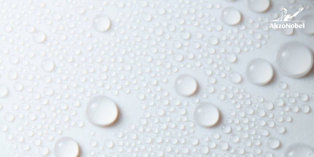 AkzoNobel's tweet image. Clouds are #white because their water droplets and ice crystals are large enough to scatter the light of the seven wavelengths, which combine to produce white light ☁ #powerofcolor #colorfacts