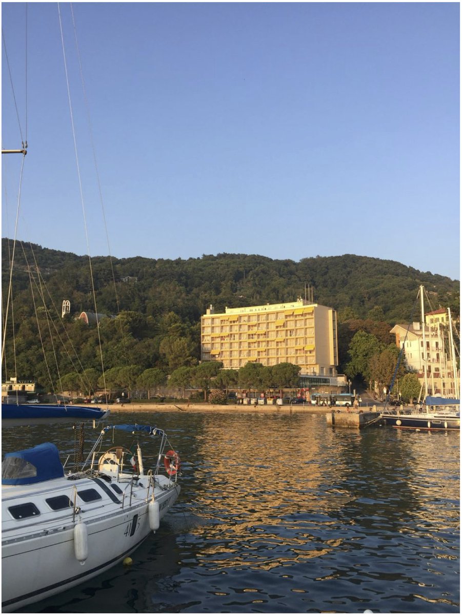 simonhodson99's tweet photo. ONE WEEK TO GO! #DataTrieste DEADLINE 21 May - @CODATANews @resdatall #DataScience Summer School and Advanced Workshops - https://t.co/XXBdprGRLH SEE VIDEO ABOUT THE TRAINING https://t.co/R4Joy3M7FU #OpenScience #OpenData @thecarpentries @digitalcuration https://t.co/WpSl97jqSg