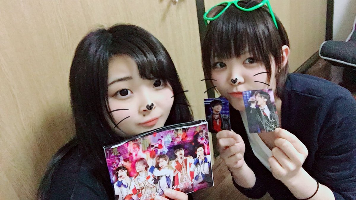 WM__1208love's tweet photo. へへ。シェゾとセクゾのDVDみた🌹💙💚
担当が可愛い👏🏻💓 https://t.co/8gi33OaOU0