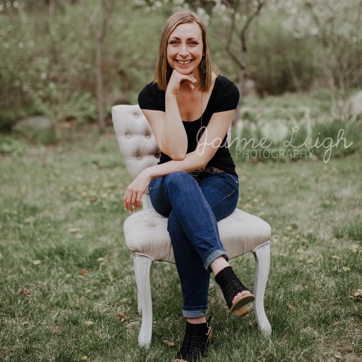 Sneak peak into #styleshoot 🙌 
#venuecontractor for events. 
#weddingdesign #weddingplanner 
bluestemeventdesign.com