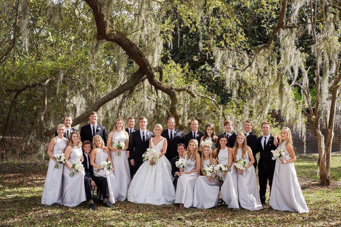 Our #wedding of the month is this Charming Charleston affair planned by @calderclark! The bride wore a gorgeous @AnneBargeBride wedding dress. See more ➡️ bit.ly/2Ikv7FF