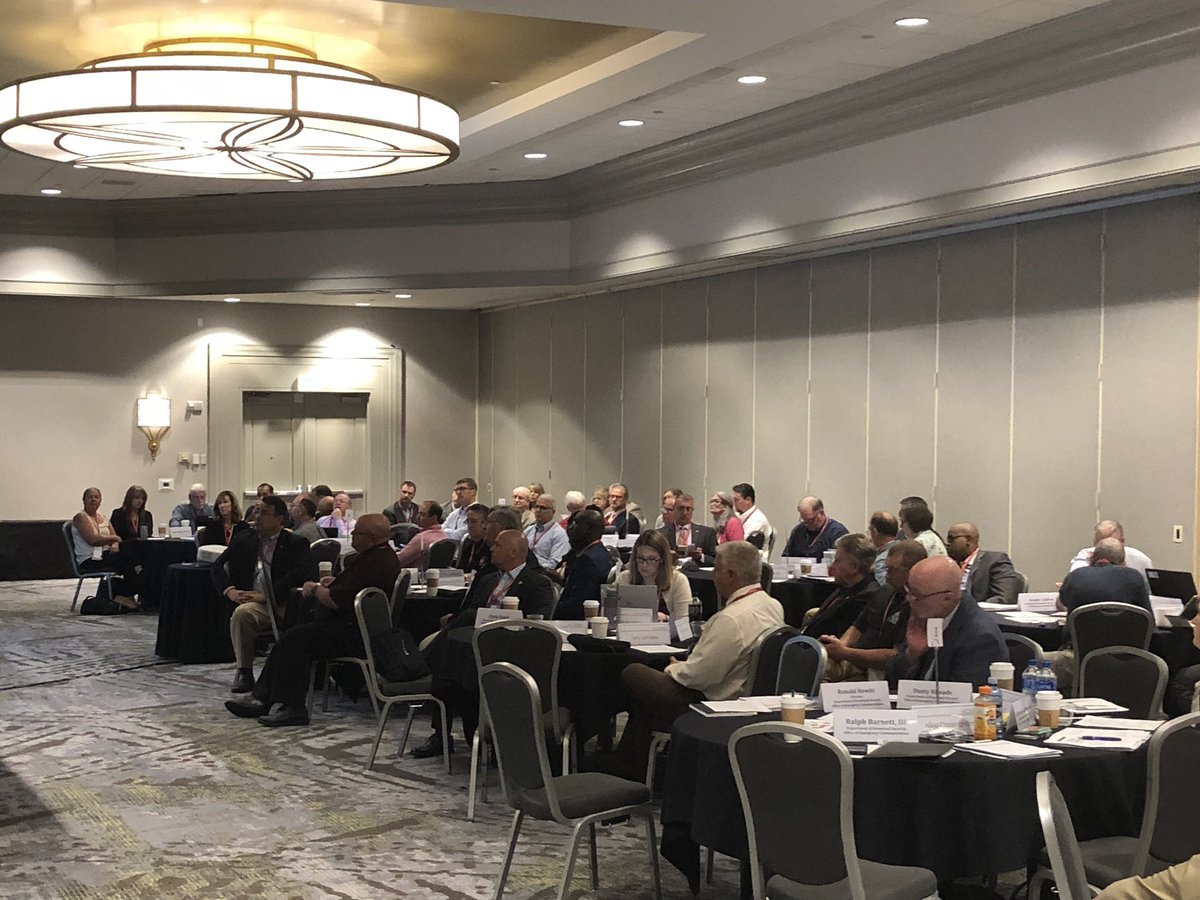 SteveN0EL's tweet photo. Packed house for the NCSWIC meeting in Portland, Oregon! Director Hewitt discussing the PS Coms eco-system. https://t.co/3IbjcWganO