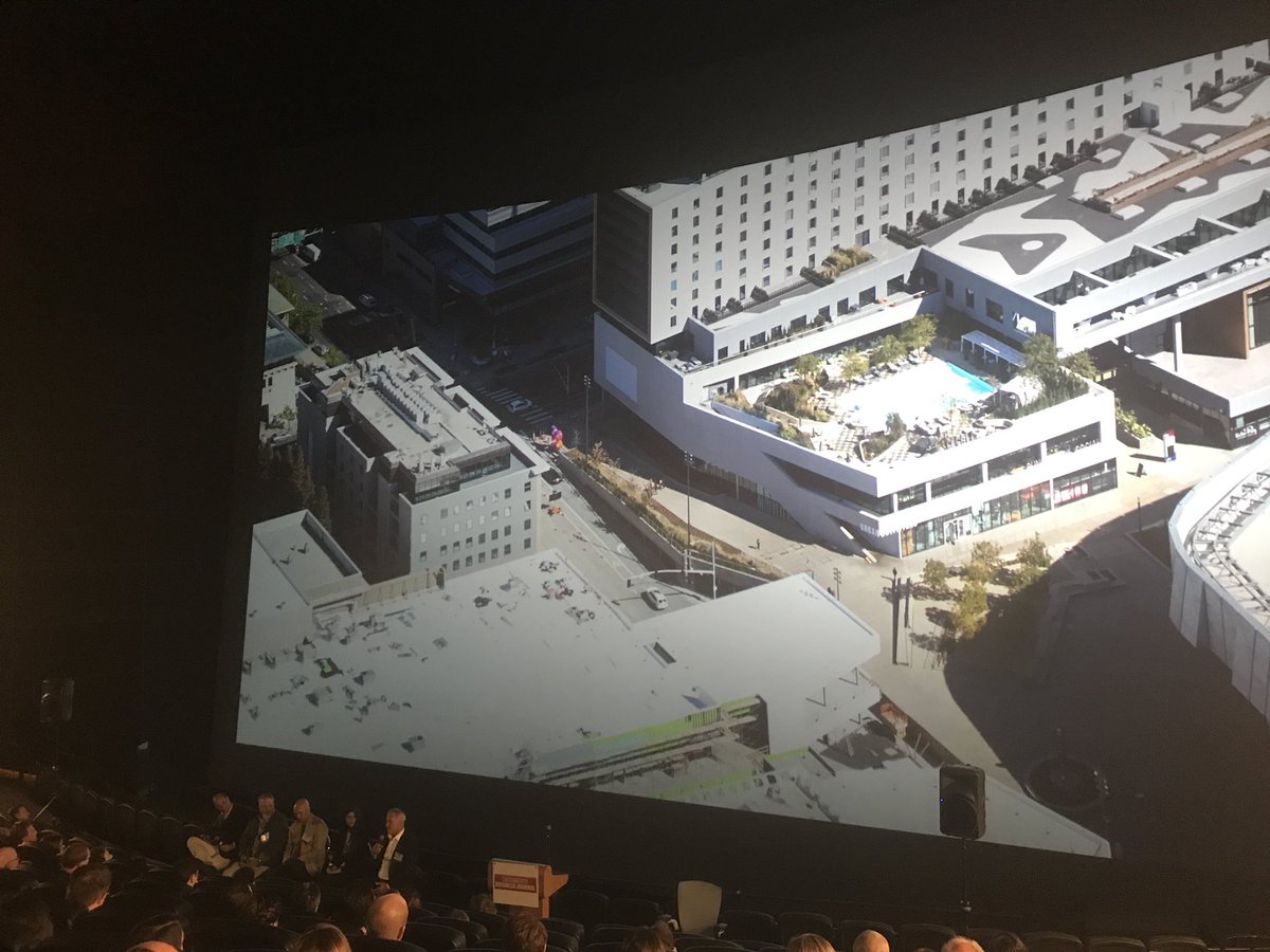 sacbizevents's tweet photo. #RedefiningTheCore panelists Craig Hausman, Todd Leon @CADAapts, Nikky Mohanna, Mike Paris @blackpinehomes discuss challenges w/ urban core development https://t.co/p4vD9WKOs8
