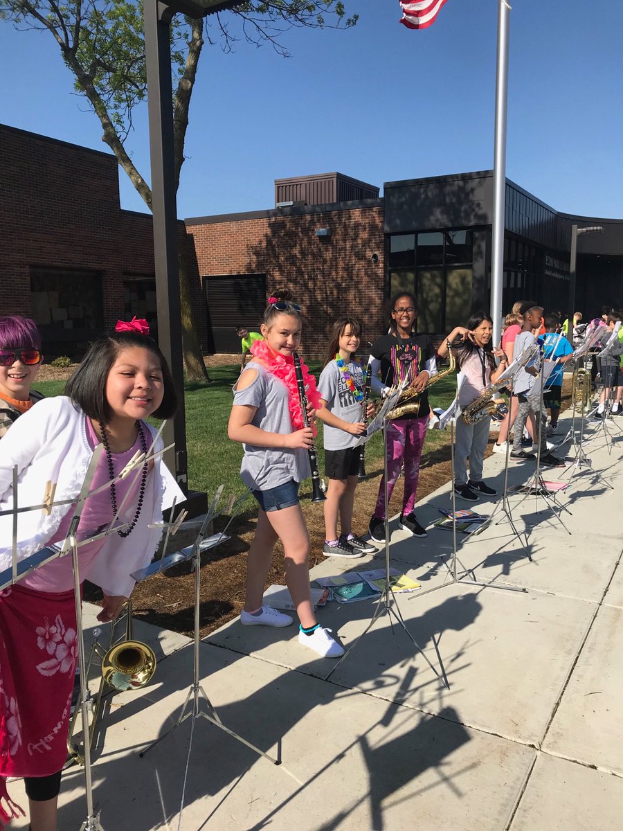 BandisGrand's tweet photo. #Foyerfest #beach #bandisgrand @EPPenguins https://t.co/fagQe2R5Xt