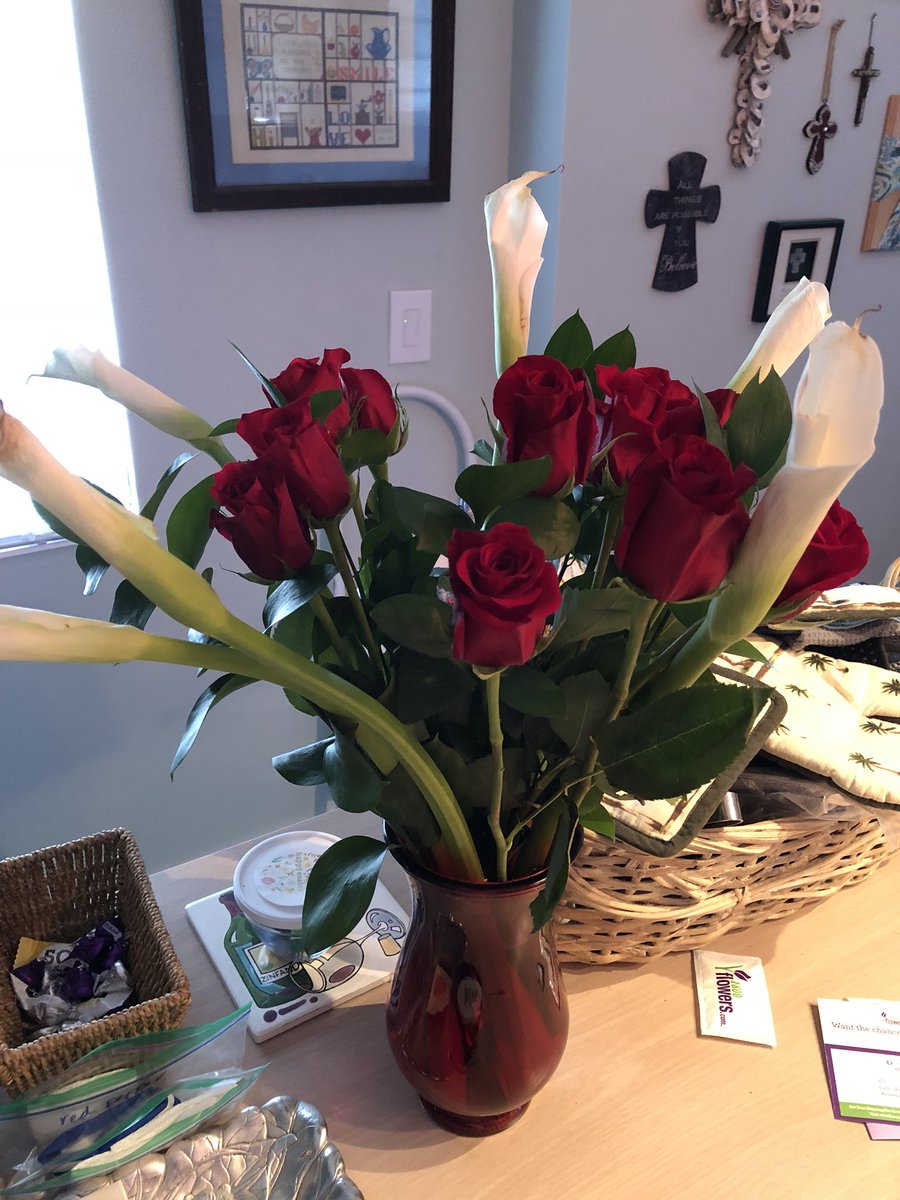 My Mother’s Day flowers were delivered late but still #MadeMeSmile ! 💕 <a href="/1800flowers/">1-800-Flowers</a> #sweepstakes