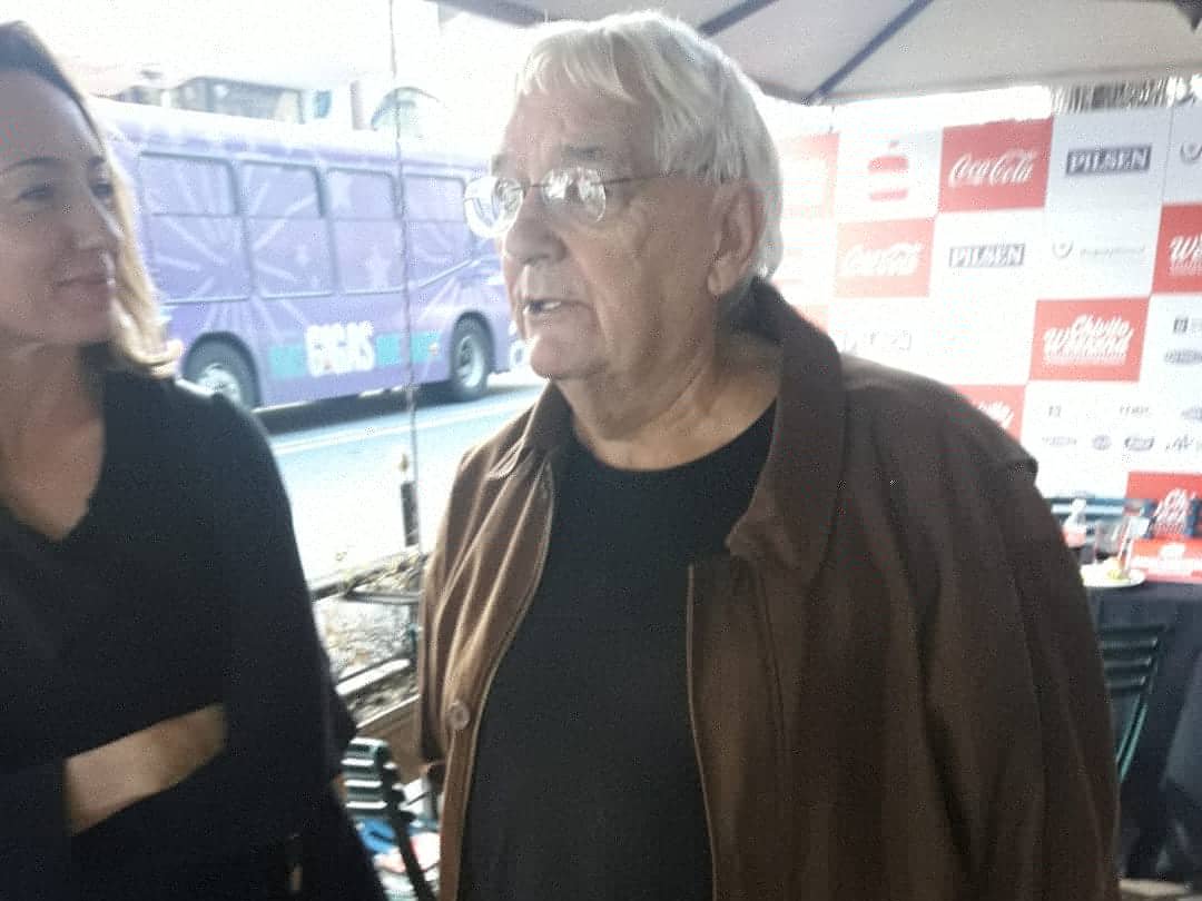 ChivitoWeek's tweet photo. Lanzamos nuestro #ChiviWeekend!! Con presencia de la Sra Ministra @likechichian y el Intendente en ejercicio de @montevideoIM Sr @OscarCurutchet, más el poeta Julio #Toyos y los organizadores Federico Celsi y Álvaro Kemper. #Talar, #Elite, #Cativelli #CocaCola #Pilsen #MEC https://t.co/6lgegnEeHp