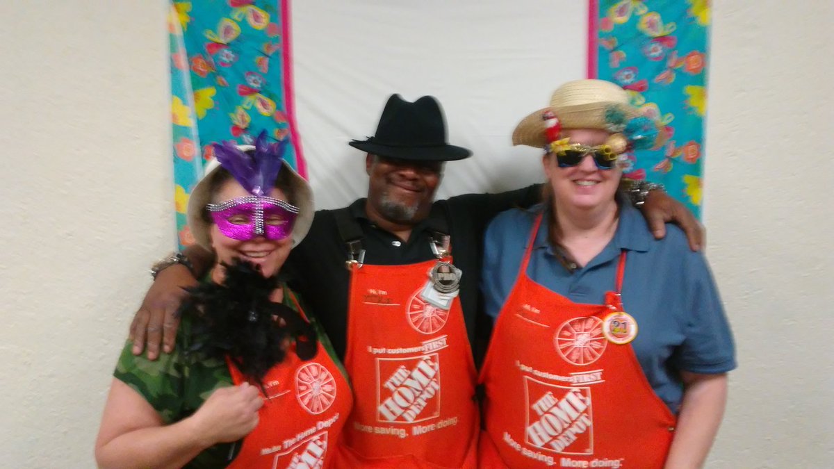 shack_4139's tweet photo. Love my peeps! https://t.co/4bl4Pu48uW