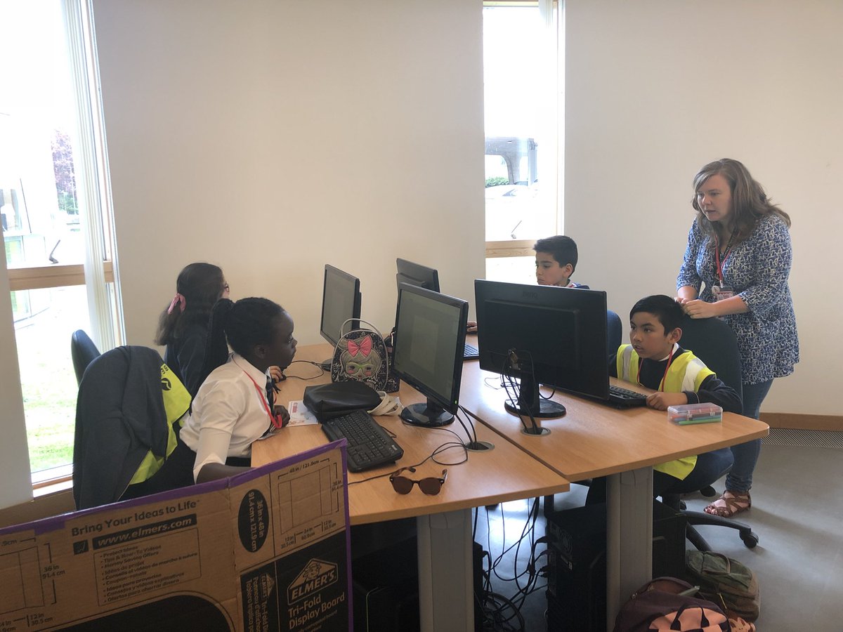 lookwhatjendid's tweet photo. Every single learner from @DundeeCouncil represented their schools brilliantly today at #loopdundee ! Every child demonstrated skills in computer programming, graphics, communication and problem solving and were a real credit to their city and school! Well done!!!! #loopdundee https://t.co/dGU6QDjm85
