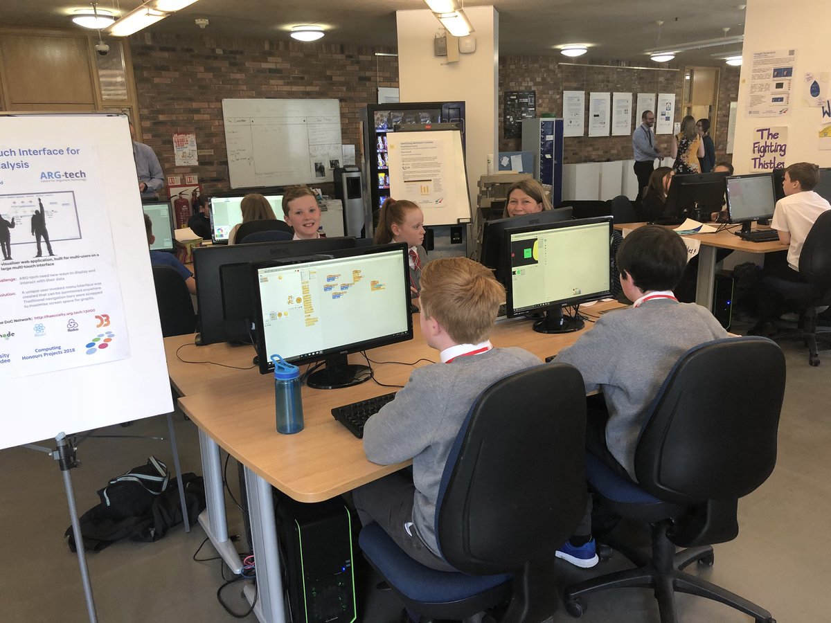 lookwhatjendid's tweet photo. Every single learner from @DundeeCouncil represented their schools brilliantly today at #loopdundee ! Every child demonstrated skills in computer programming, graphics, communication and problem solving and were a real credit to their city and school! Well done!!!! #loopdundee https://t.co/dGU6QDjm85