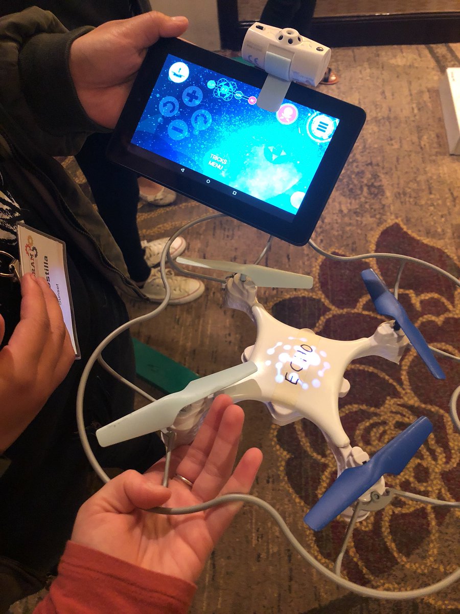 christinaxoxoaf's tweet photo. #serrobotics πΎ https://t.co/cUYRsehlji