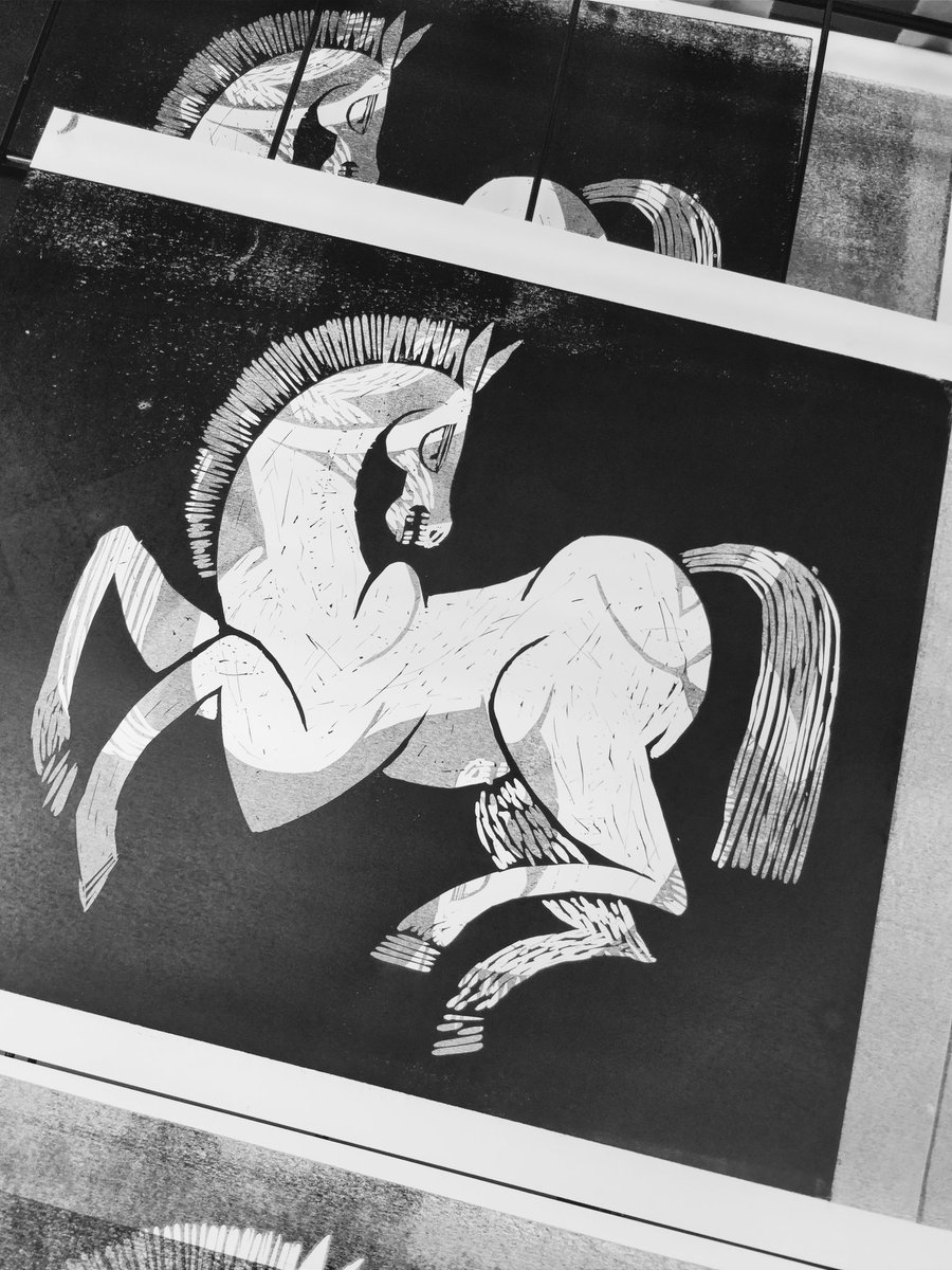 I usually hate traditional print as i find it a bit old fashioned and long winded but these were a lot of fun ๐ด๐ข