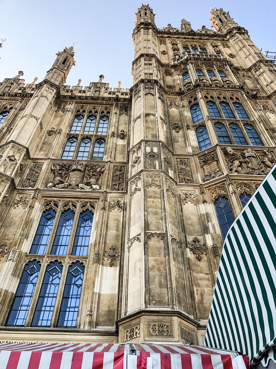 ClaireEtchell's tweet photo. 🇬🇧 I had THE BEST time ticking @visitparliament @UKParliament off my bucket list with this exquisite guided tour and afternoon tea fit for a Queen! 👸🏼🥂❤️ Take a look at my #London adventure &amp; find out how to visit - https://t.co/ns5bUUggiO
#TOTastemaker #blogger #blog https://t.co/6R2VwnluFh