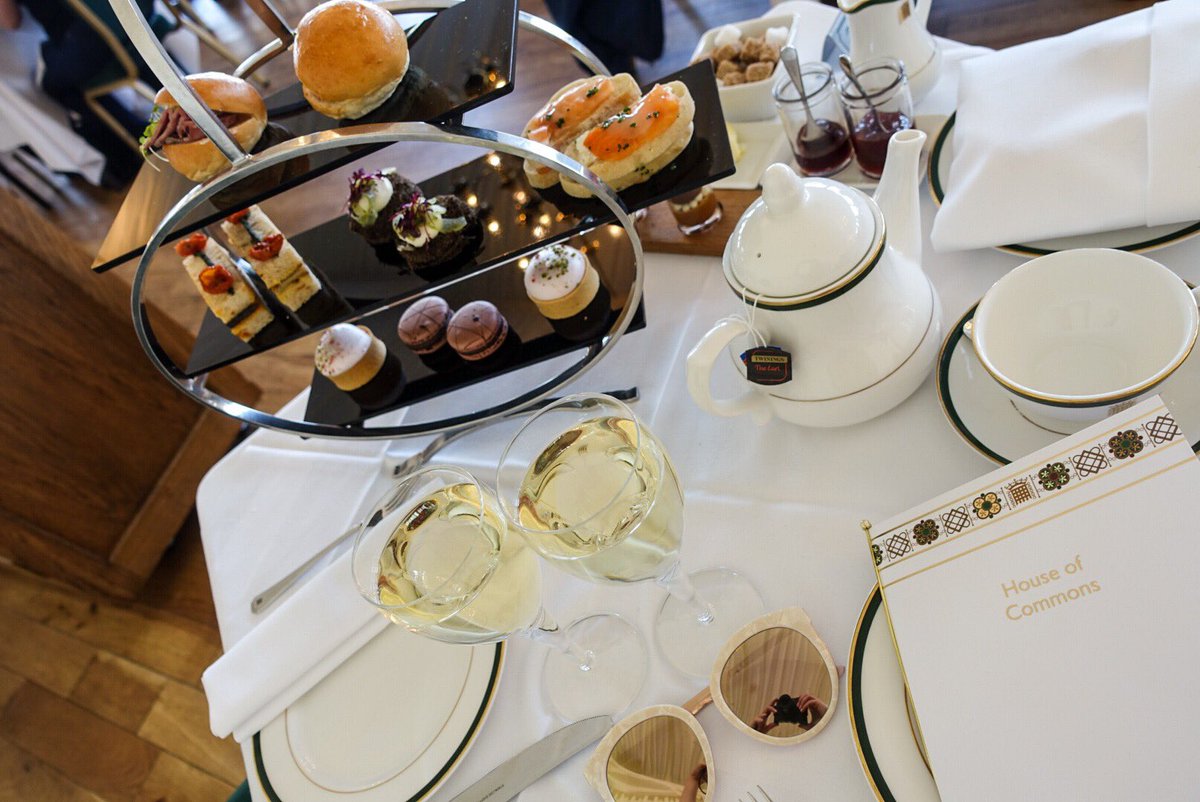 ClaireEtchell's tweet photo. 🇬🇧 I had THE BEST time ticking @visitparliament @UKParliament off my bucket list with this exquisite guided tour and afternoon tea fit for a Queen! 👸🏼🥂❤️ Take a look at my #London adventure &amp; find out how to visit - https://t.co/ns5bUUggiO
#TOTastemaker #blogger #blog https://t.co/6R2VwnluFh