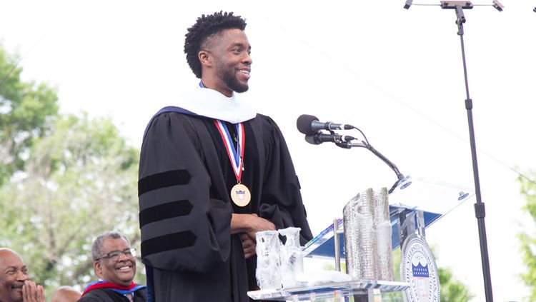 Power1051's tweet photo. #ChadwickBoseman speech at #HowardGrad18 was amazing โ๐ฟhttps://t.co/x1bSDQKfF0 https://t.co/gPEbjWSNqq