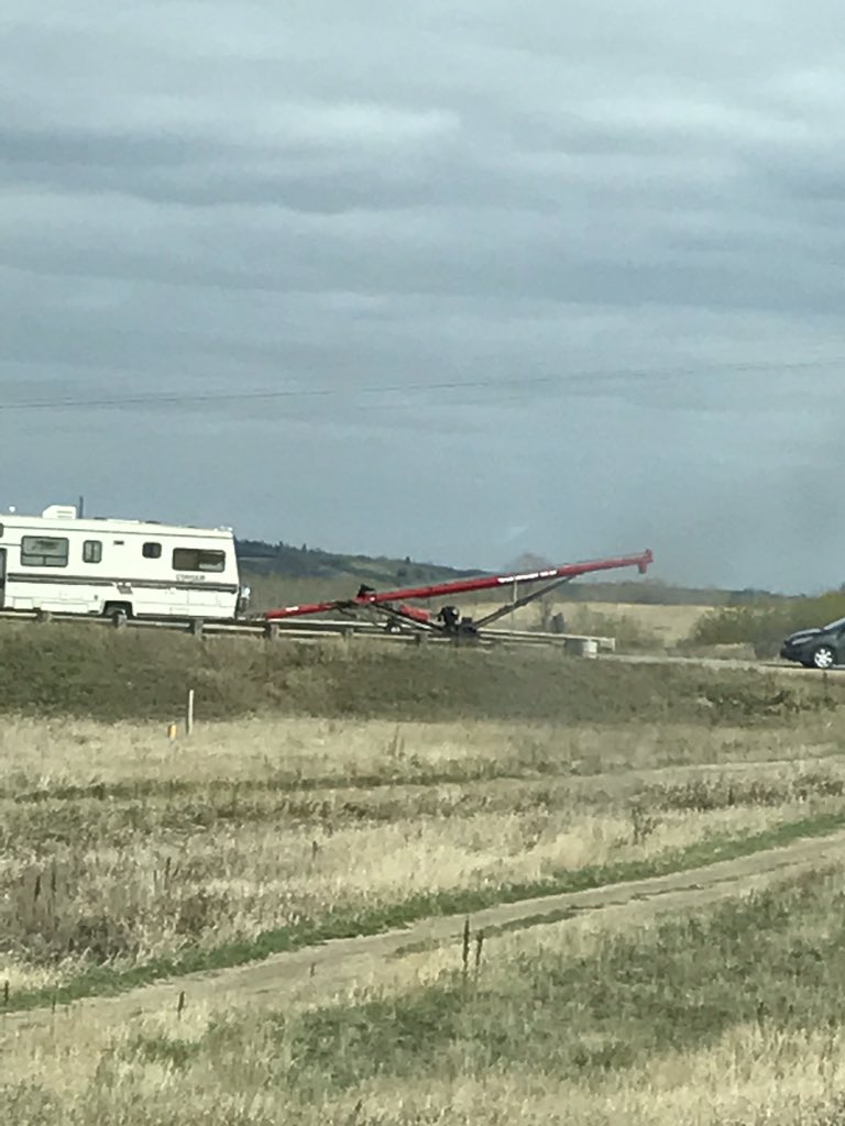 growharder's tweet photo. This guys buddy called him told him to bring his sweetheart camping. He is a farmer so he took his S wheatheart and plans on using all 8 inches @AgGrowthIntl @ParksCanada https://t.co/RLyuMygwyh