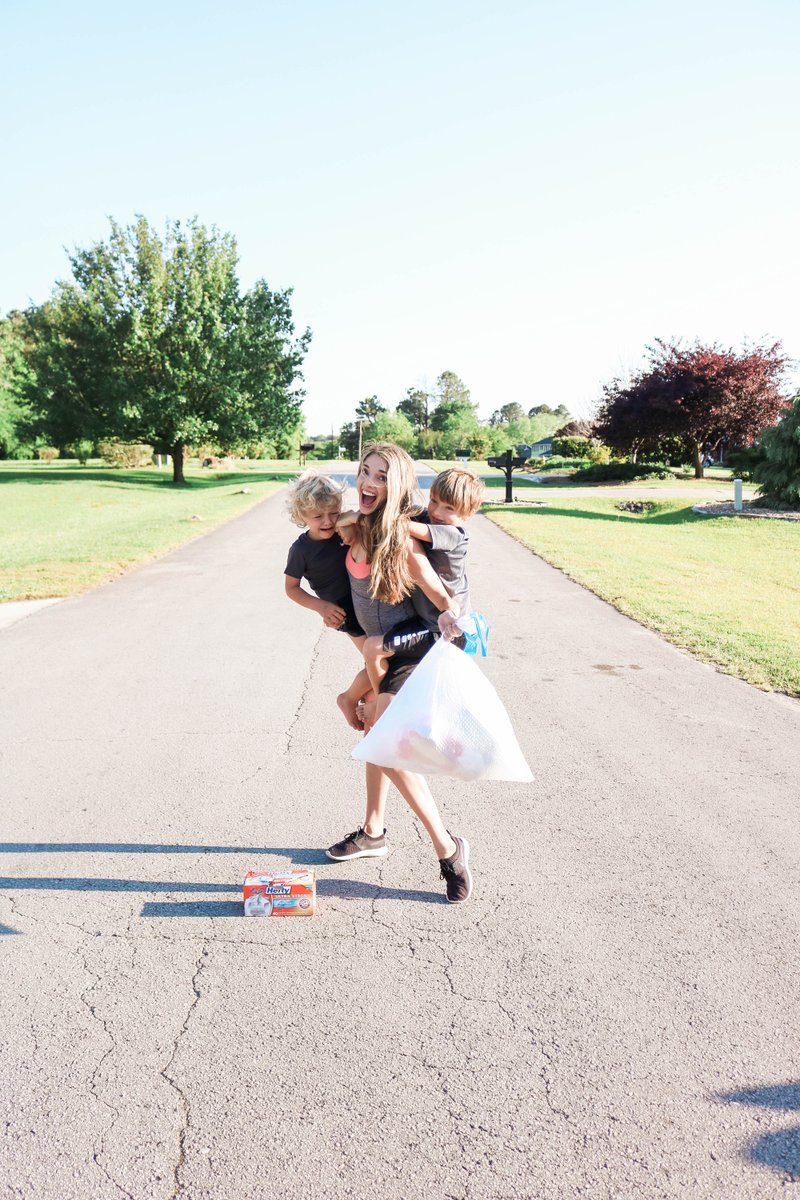 Fitness is one way <a href="/Beyondfitmom/">BeyondFit Mom</a> gets her #UltraStrongMom label. Find out where her inspiration comes from and how you too can be an #UltraStrongMom! <a href="/Hefty/">Hefty</a> #HeftyPartner bit.ly/2KS2hKe