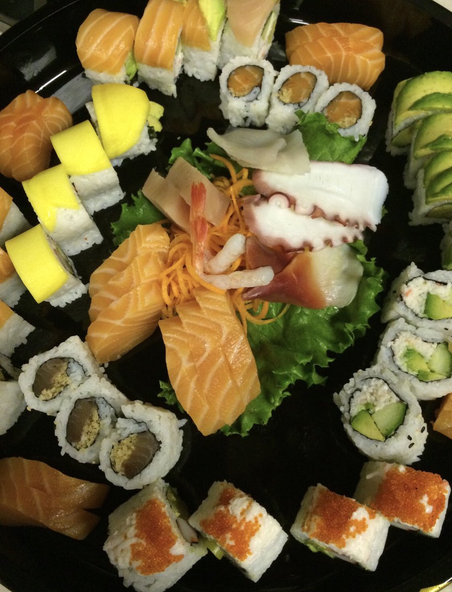 Join us this Tsuki Tuesday! Enjoy 10% off today 😊 #medhat #sushi