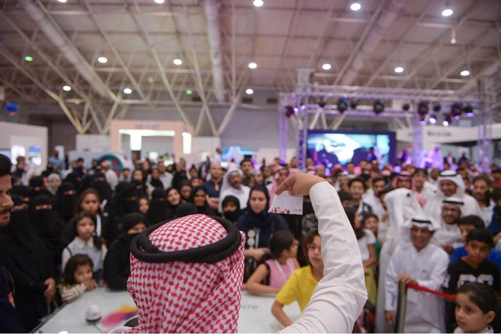 لاتضيعوا الفرصة لحضور اليوم الختامي لفعاليات  #المعرض_السعودي_النسائي_الأول_للسيارات #لن_تقودي_لن_تقودي #سوف_تقودي #سوف_تقودي_في_بنكش #بنكش
  #PINKISH 

<a href="/Pinkish_sa/">Pinkish</a>