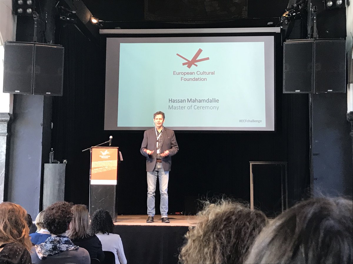OpenEyesEconomy's tweet photo. Właśnie dotarliśmy do Amsterdamu. Zaraz rozpoczynamy obrady stołu poświęconemu "Towards the economy of values". Relacja z #EuropeanCulturalChallenge na naszych kanałach społecznościowych. #EuropeanCulturalFoundation #CharlesLéopoldMayerFondation #economyofvalues #ECFchallenge https://t.co/37dTvMm9Bt