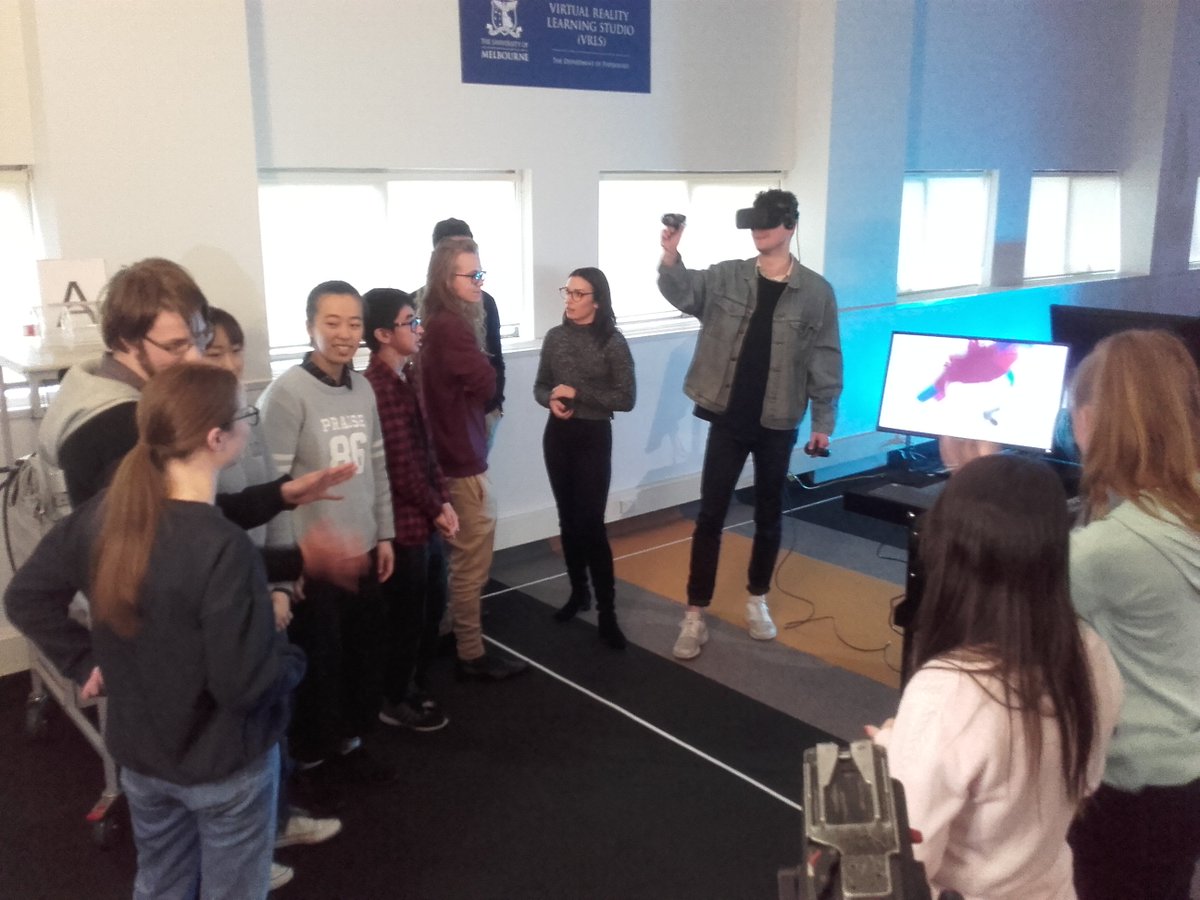 ScopeAU's tweet photo. A room full of students using VR to learn physiology. All part of @unimelb's new Virtual Reality Learning Studio. https://t.co/hB8lZ29pwl