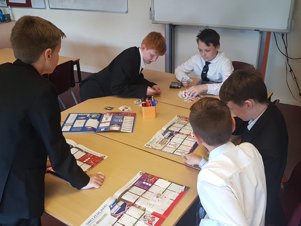 TeacherTowers's tweet photo. Swap club in full swing! https://t.co/5U3klxG0IB