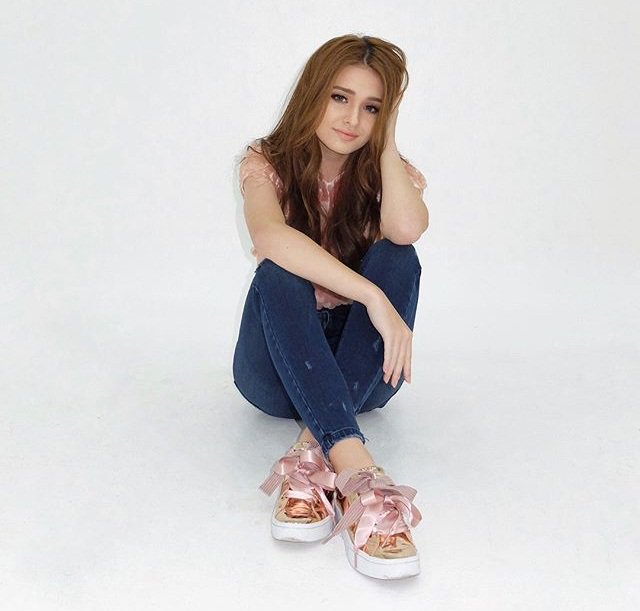 Skechers Philippines on Twitter: "Look stunning just @kira_balinger in Skechers Hi-Lites – Liquid Bling, with air-cooled memory foam. #SkechersPH #SkecherStreet https://t.co/LsvH8lfa7d" / Twitter