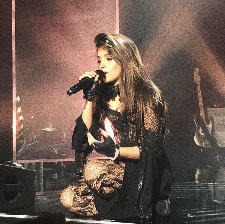 CCabelloPhil's tweet photo. #IVoteCamilaBBMAs https://t.co/F6tNYGXmHe