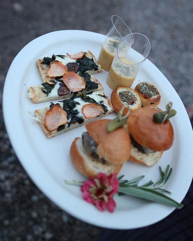 DetailleEvents's tweet photo. Don't ever underestimate the power of delicious and beautifully presented food - yum!⠀
.⠀
Photo: @jamiecollins1234 | Planner: @detailleevents | Venue &amp; Catering: @chamardvineyards ⠀
.⠀
.⠀
.⠀
.⠀
.⠀
#detailleevents #ctweddingplanner #ctcouple #ctwe… https://t.co/2ZbRxsxw4F https://t.co/wwdkr3qPSx