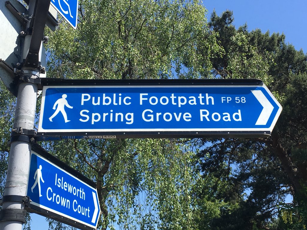MPSOsterley's tweet photo. I am currently on foot patrol at Osterley Station / Osterley Court / the Underpass Leading to Spencer Road. Deterring Antisocial Behaviour- a burglary on you ward. #BeSafe # YouSaidWeDid #Antisocial Behaviour #767TX https://t.co/P8B7krlHFH