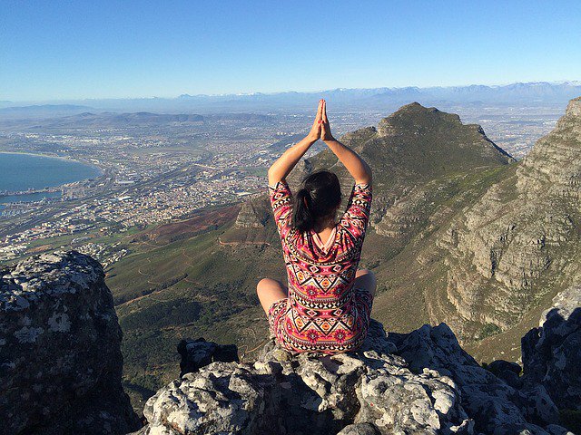 CanSurround's tweet photo. benefits of yoga therapy post #cancer - podcast from @FightCRC https://t.co/vM4nNGhFuC https://t.co/hxYWx1EtbV